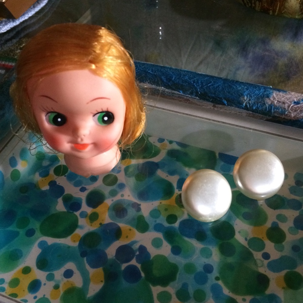 Vtg clip on faux pearl earrings